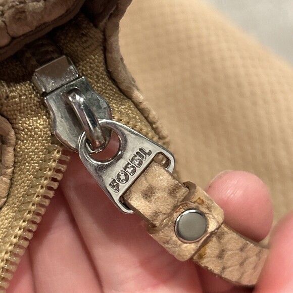 Fossil Brown Leather Crossbody Cowhide Purse Tan Brown Zipper Closure - Picture 9 of 12